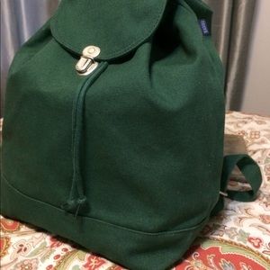 NWOT BAGGU Drawstring Canvas Backpack Hunter Green